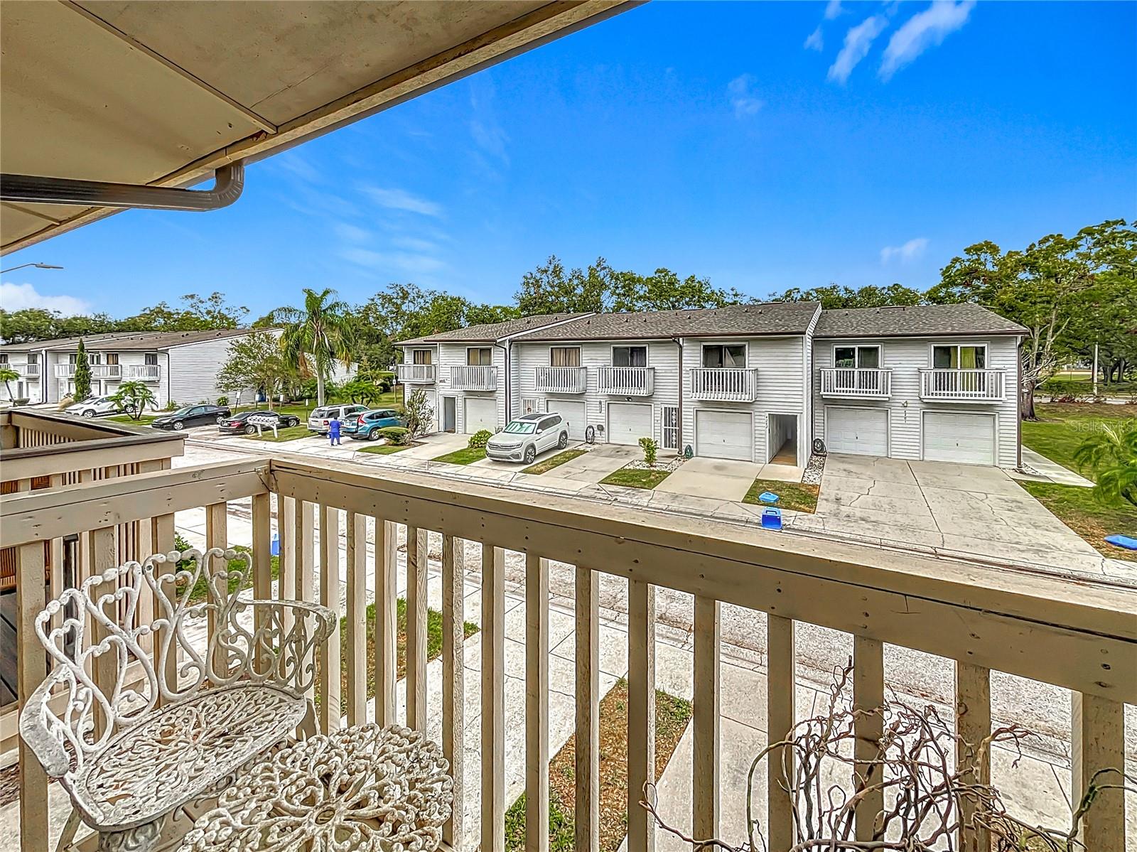 LAKE FOREST CONDO - Residential