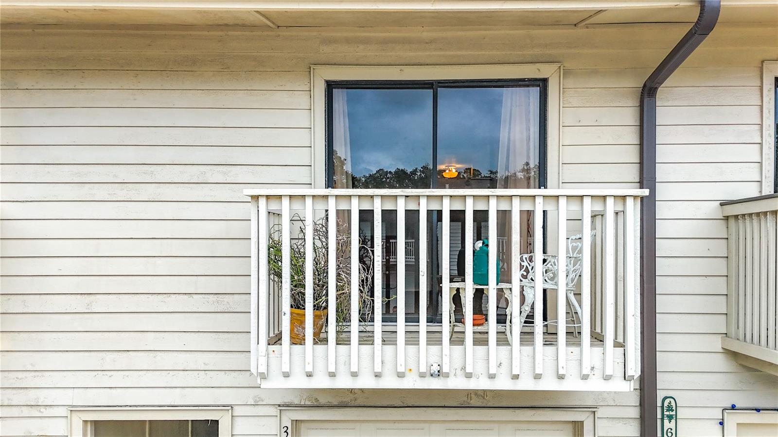 LAKE FOREST CONDO - Residential