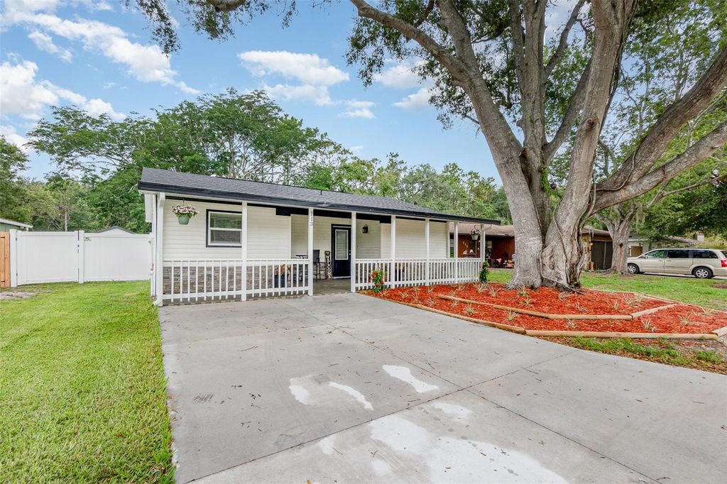 Photo of 113 Patrick Henry Road, Bartow, FL 33830 (MLS # L4953396)