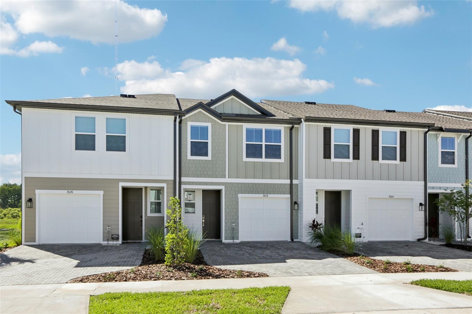 7678 DEER VALLEY CIRCLE