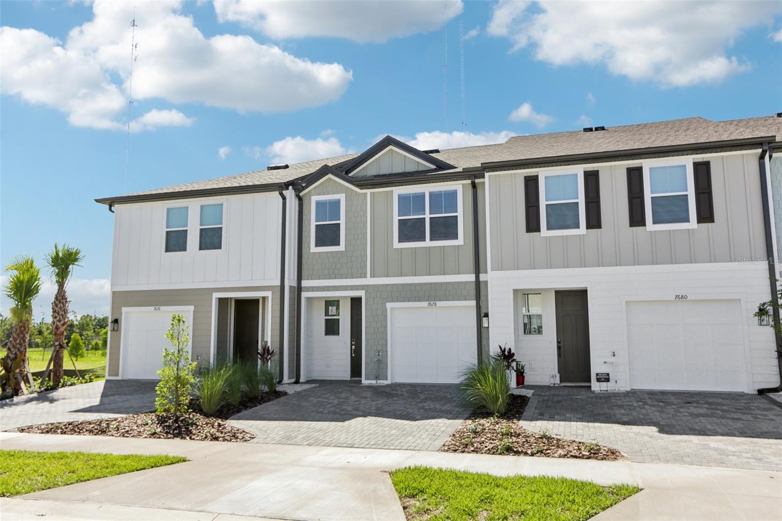 7678 DEER VALLEY CIRCLE