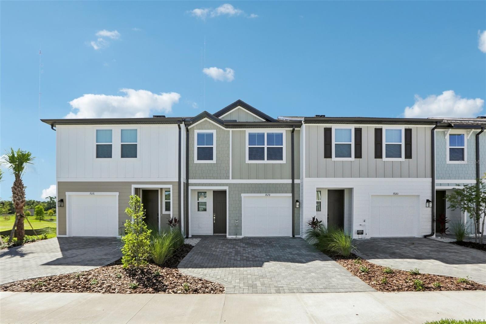 7678 DEER VALLEY CIRCLE