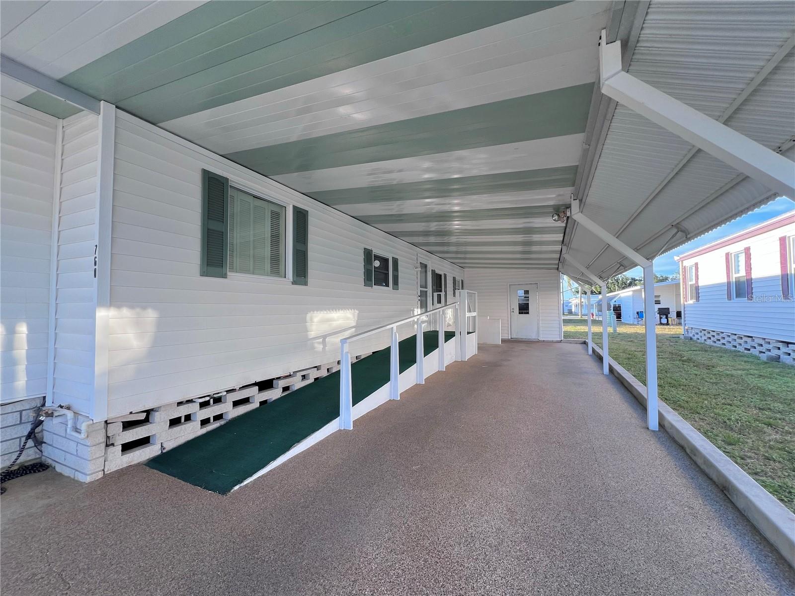 1100 BELCHER ROAD S 760