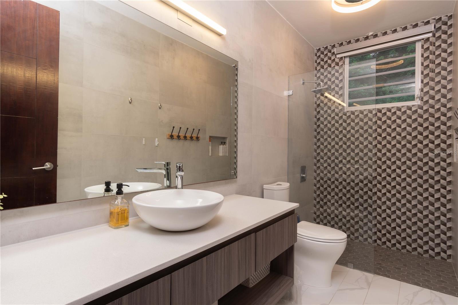 HARBOUR LIGHTS ESTATES - Residential