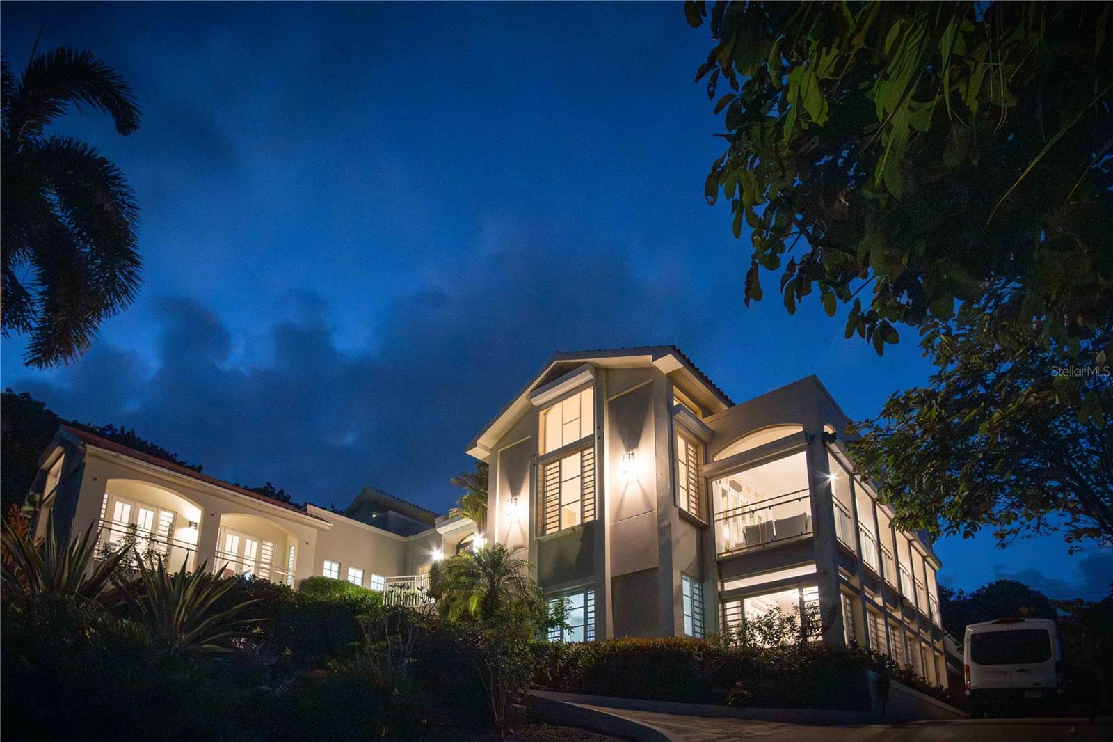 HARBOUR LIGHTS ESTATES - Residential