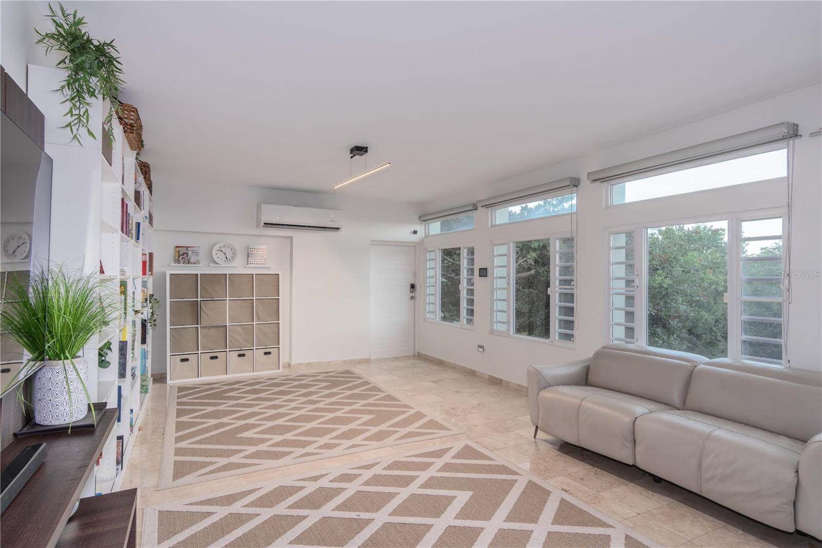 HARBOUR LIGHTS ESTATES - Residential