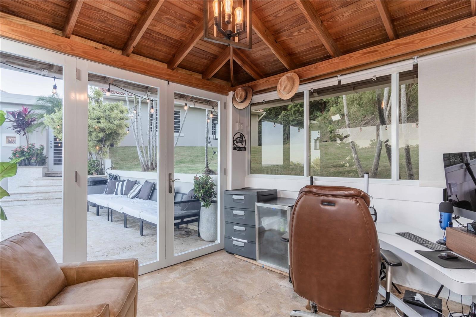 HARBOUR LIGHTS ESTATES - Residential