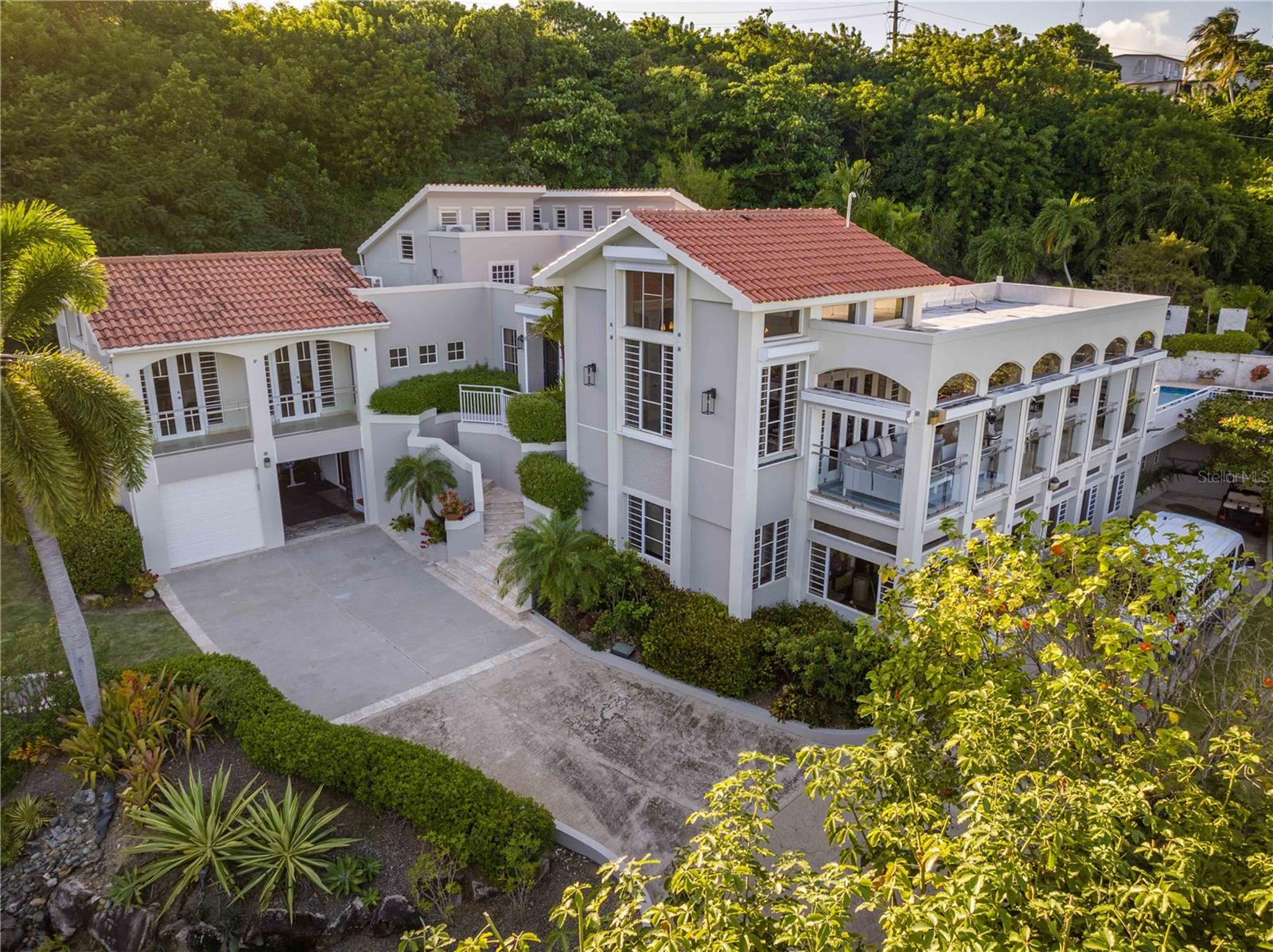 HARBOUR LIGHTS ESTATES - Residential