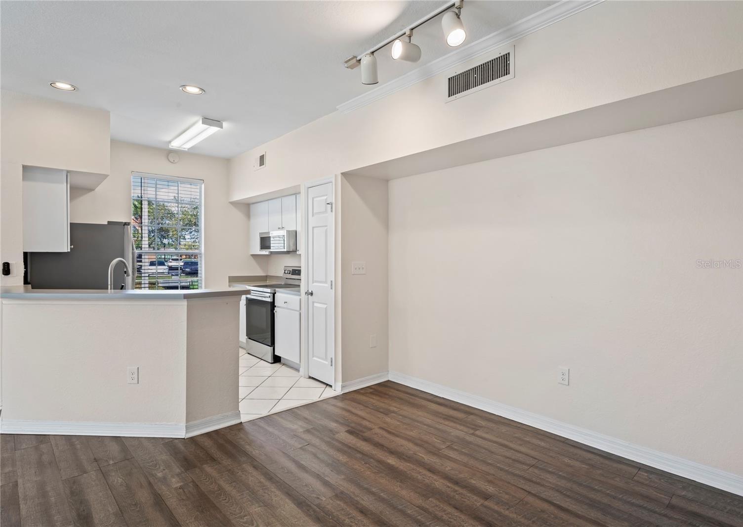 LAKE CHASE CONDO - Residential Lease