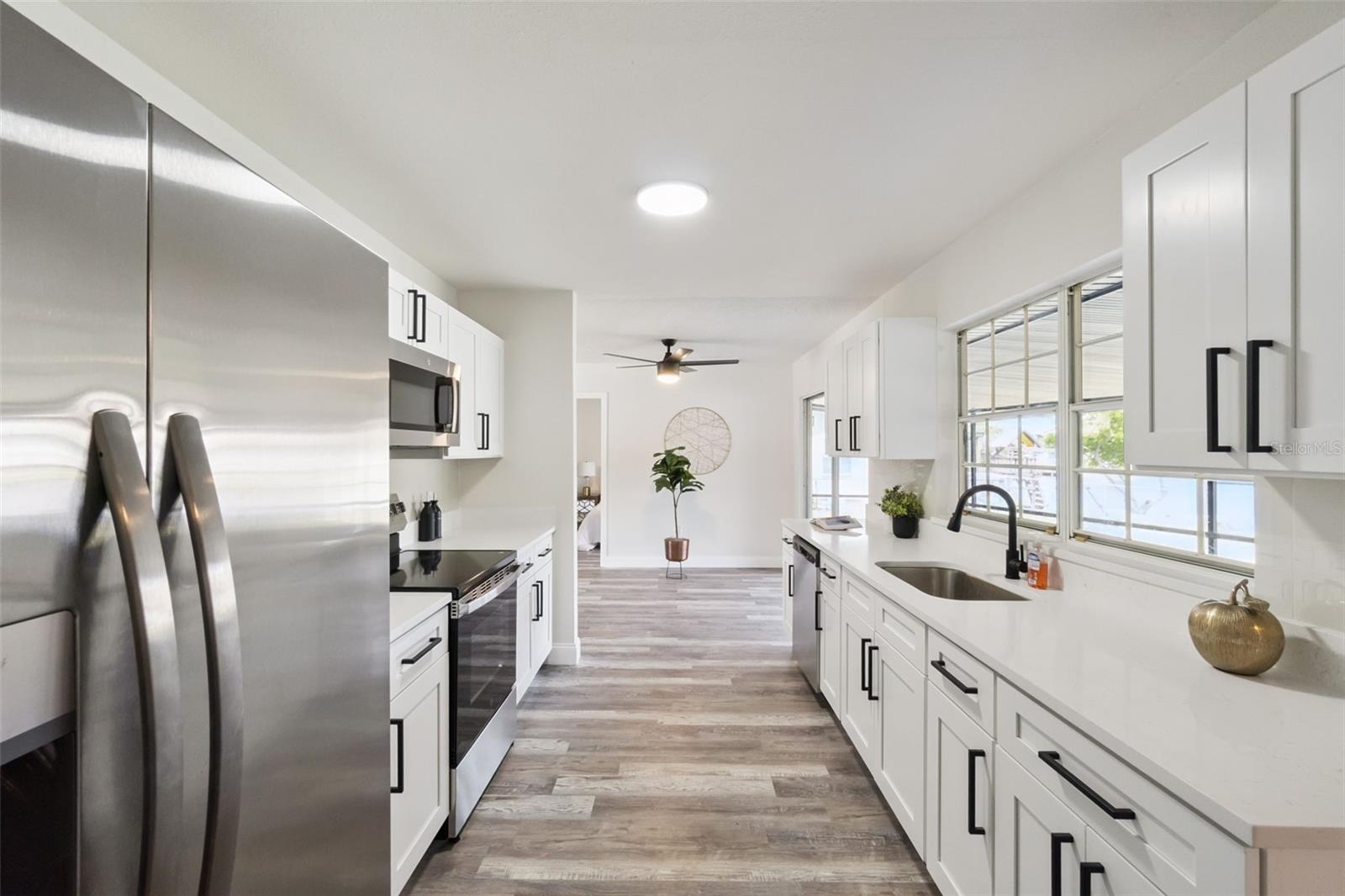 EMERALD LAKE COLONY UNIT 3 - Residential