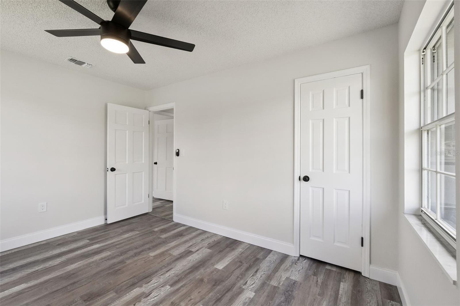 EMERALD LAKE COLONY UNIT 3 - Residential