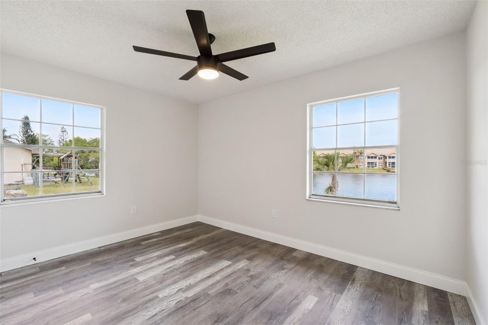 EMERALD LAKE COLONY UNIT 3 - Residential