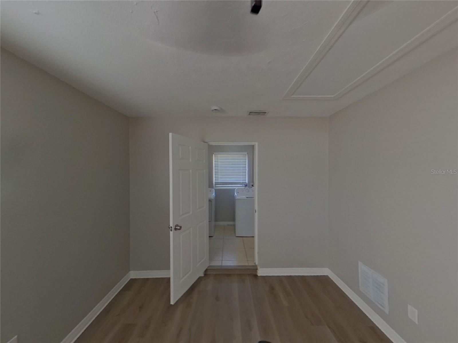 LAKE SARASOTA - Residential Lease