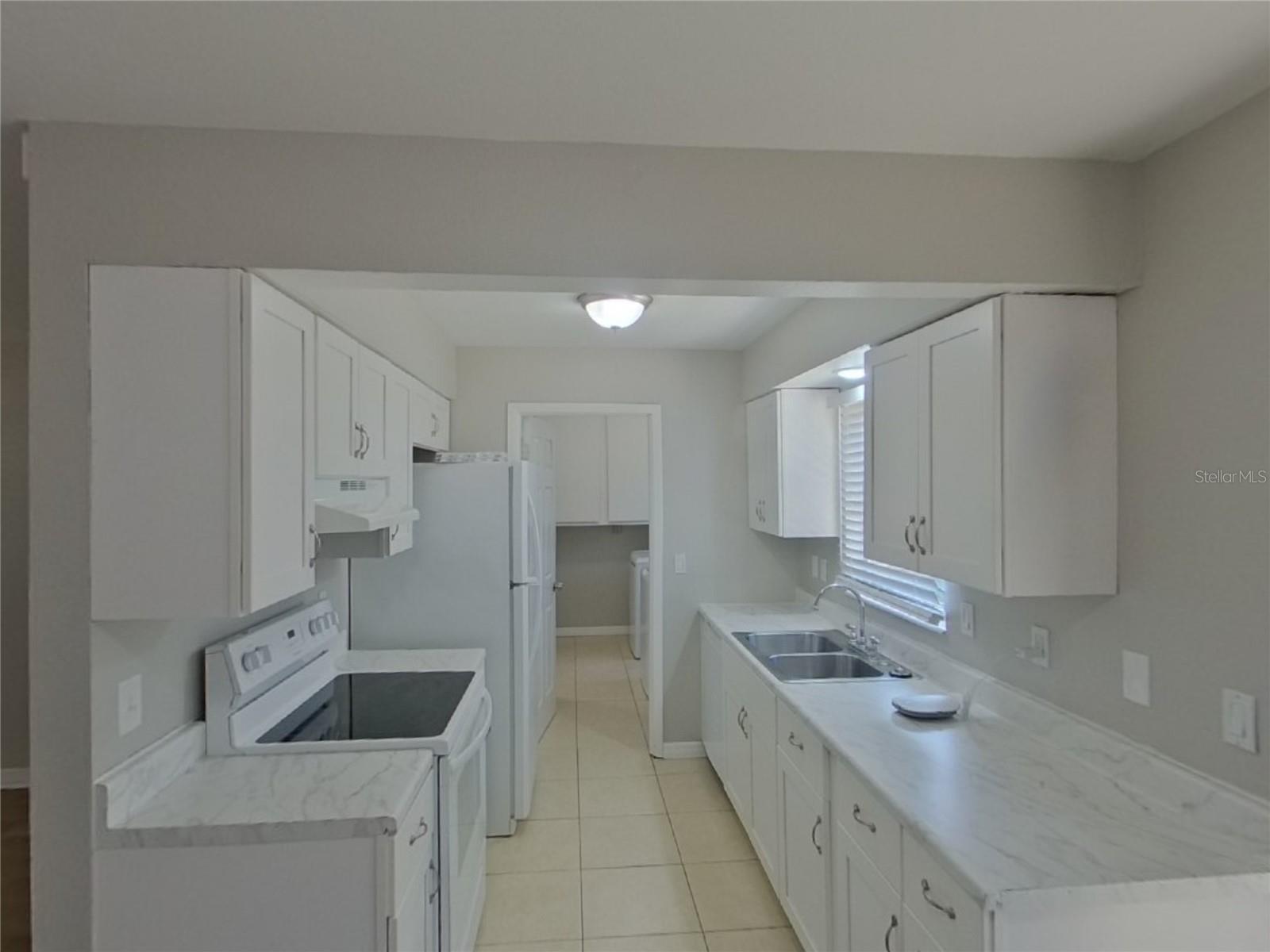 LAKE SARASOTA - Residential Lease