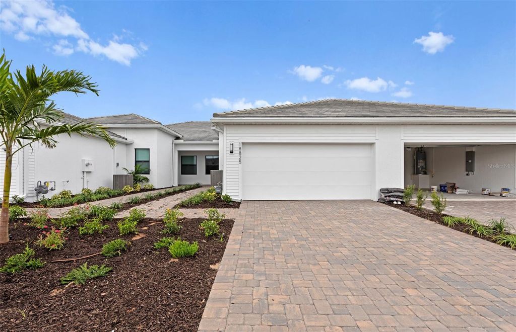 Photo of 18825 Indian Rock Place, Lakewood Ranch, FL 34211 (MLS # TB8465796)