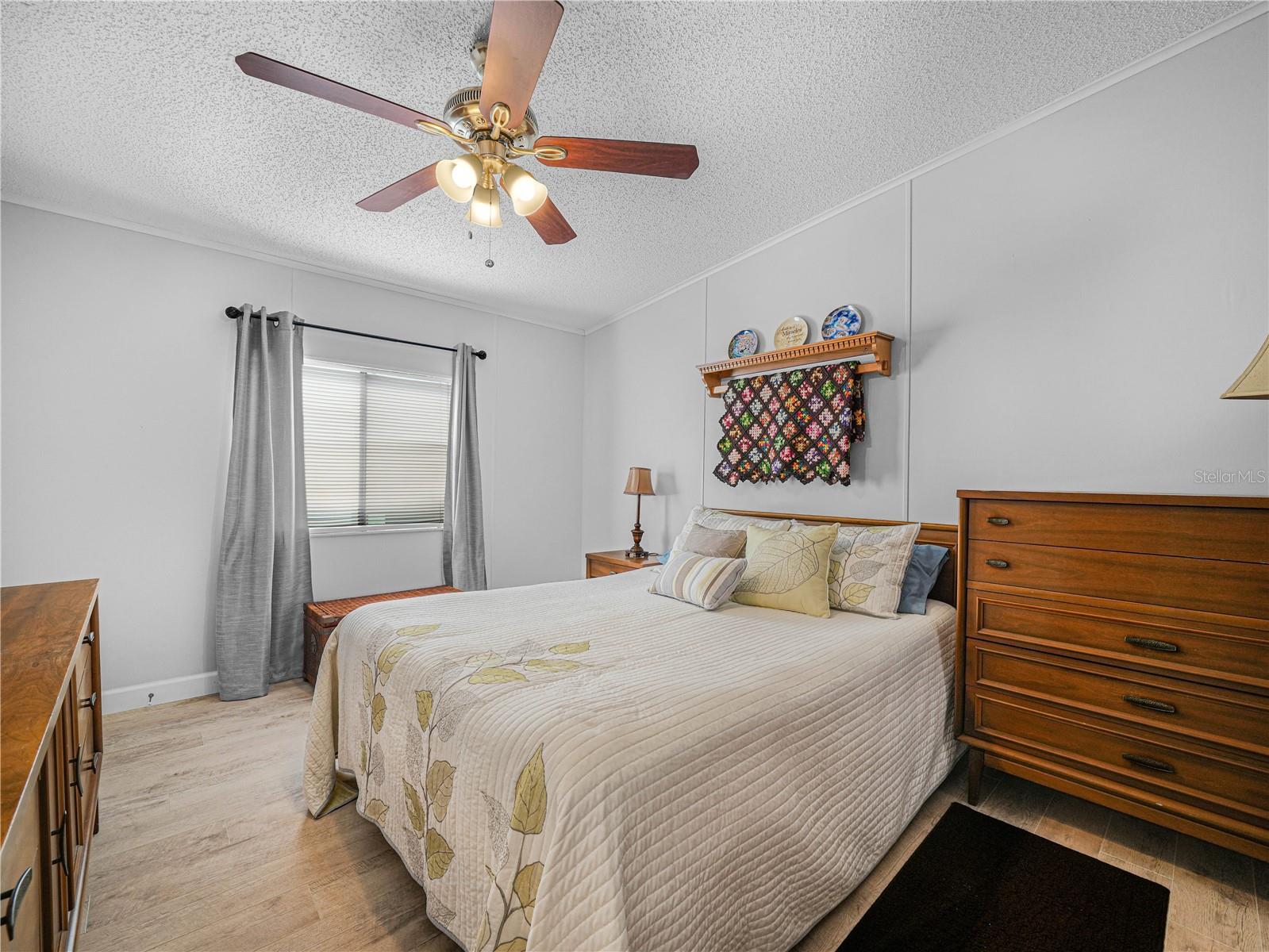 FOXWOOD LAKE ESTATES - Residential