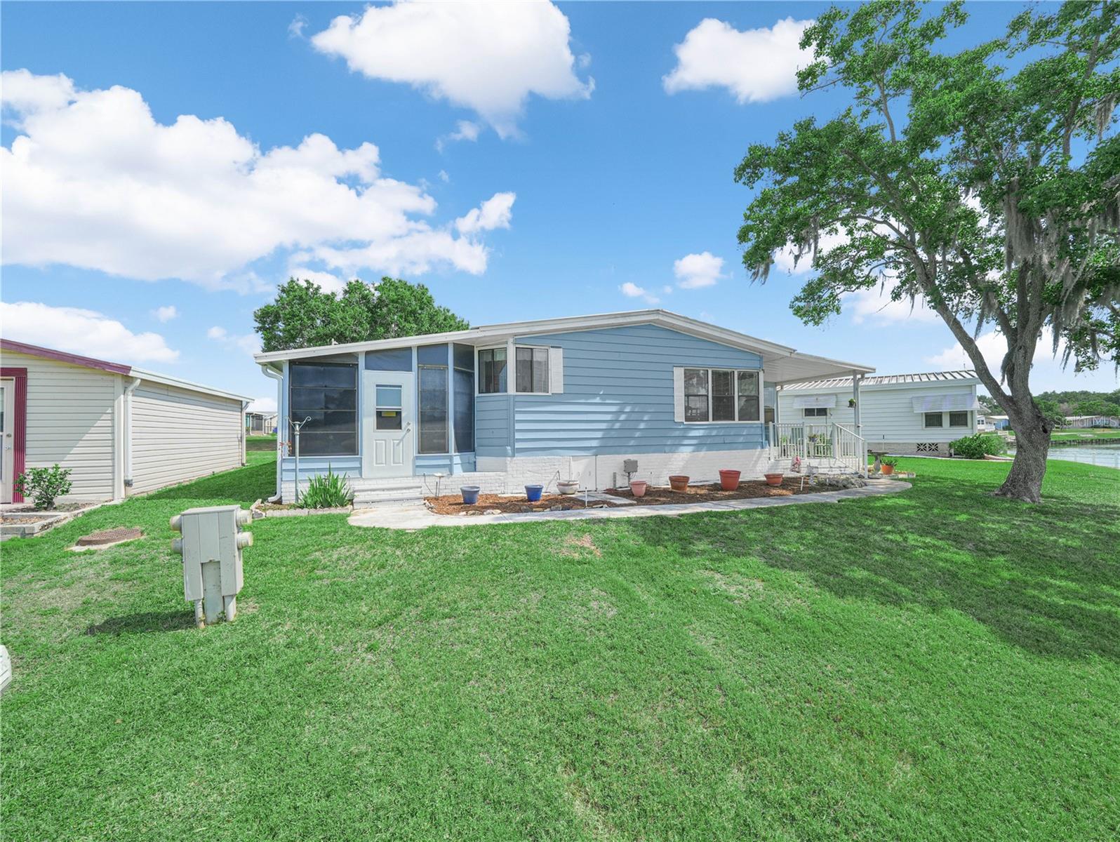 FOXWOOD LAKE ESTATES - Residential