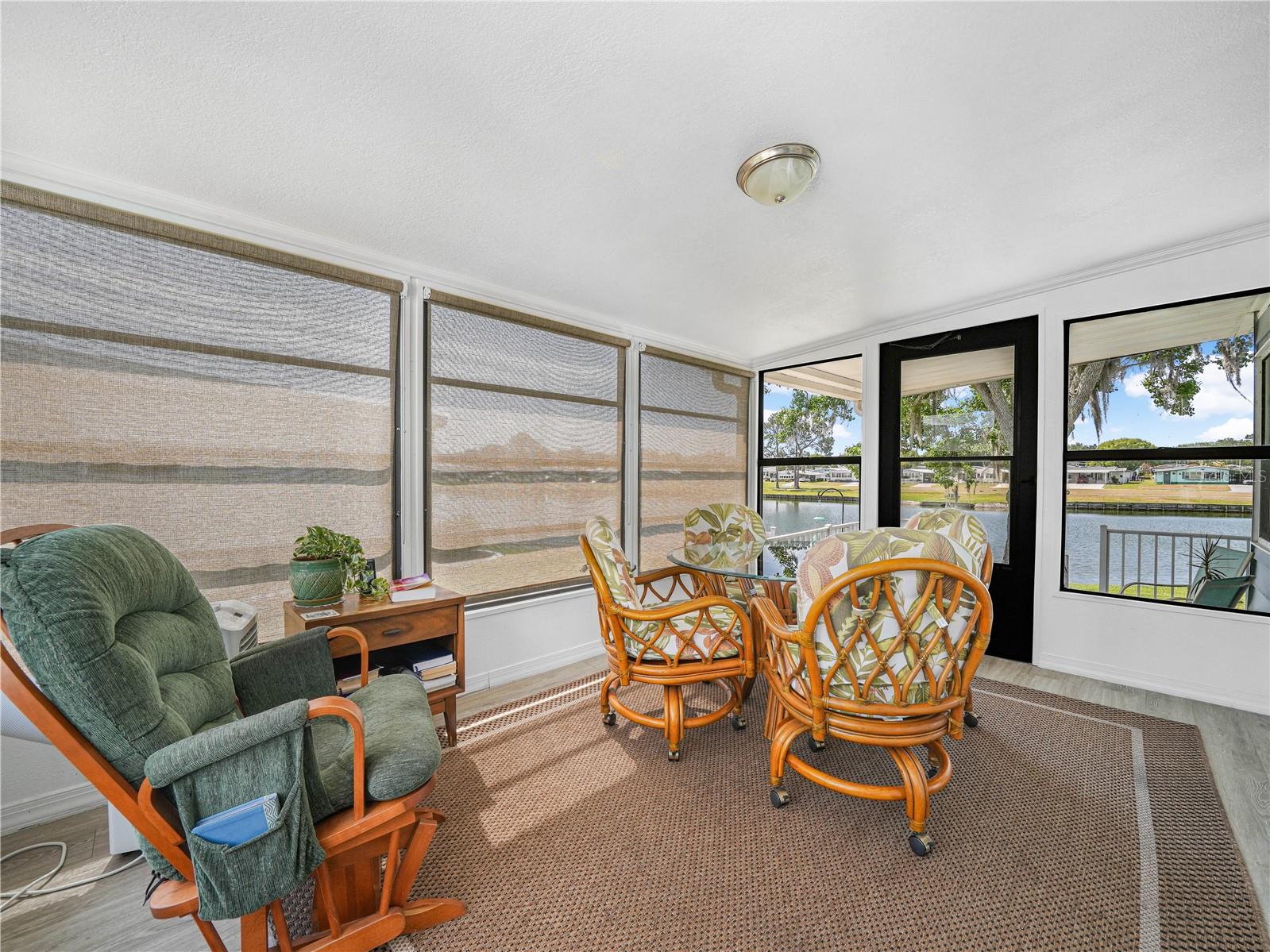 FOXWOOD LAKE ESTATES - Residential