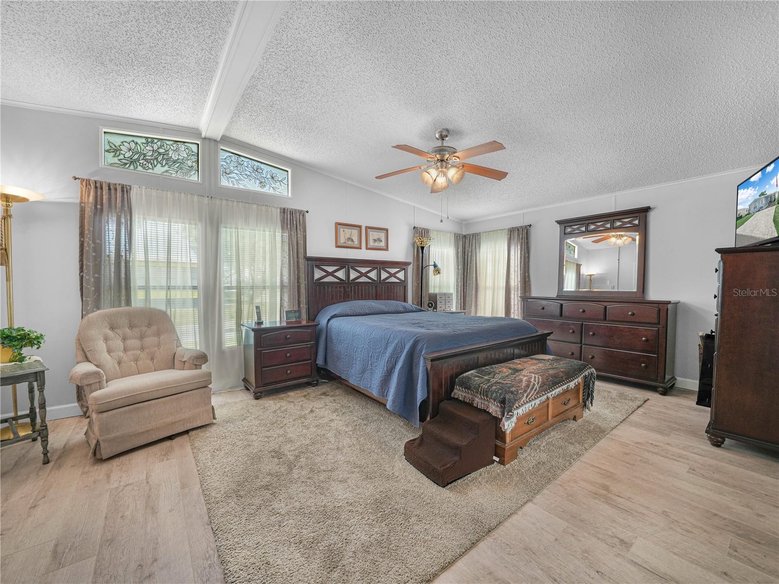 FOXWOOD LAKE ESTATES - Residential
