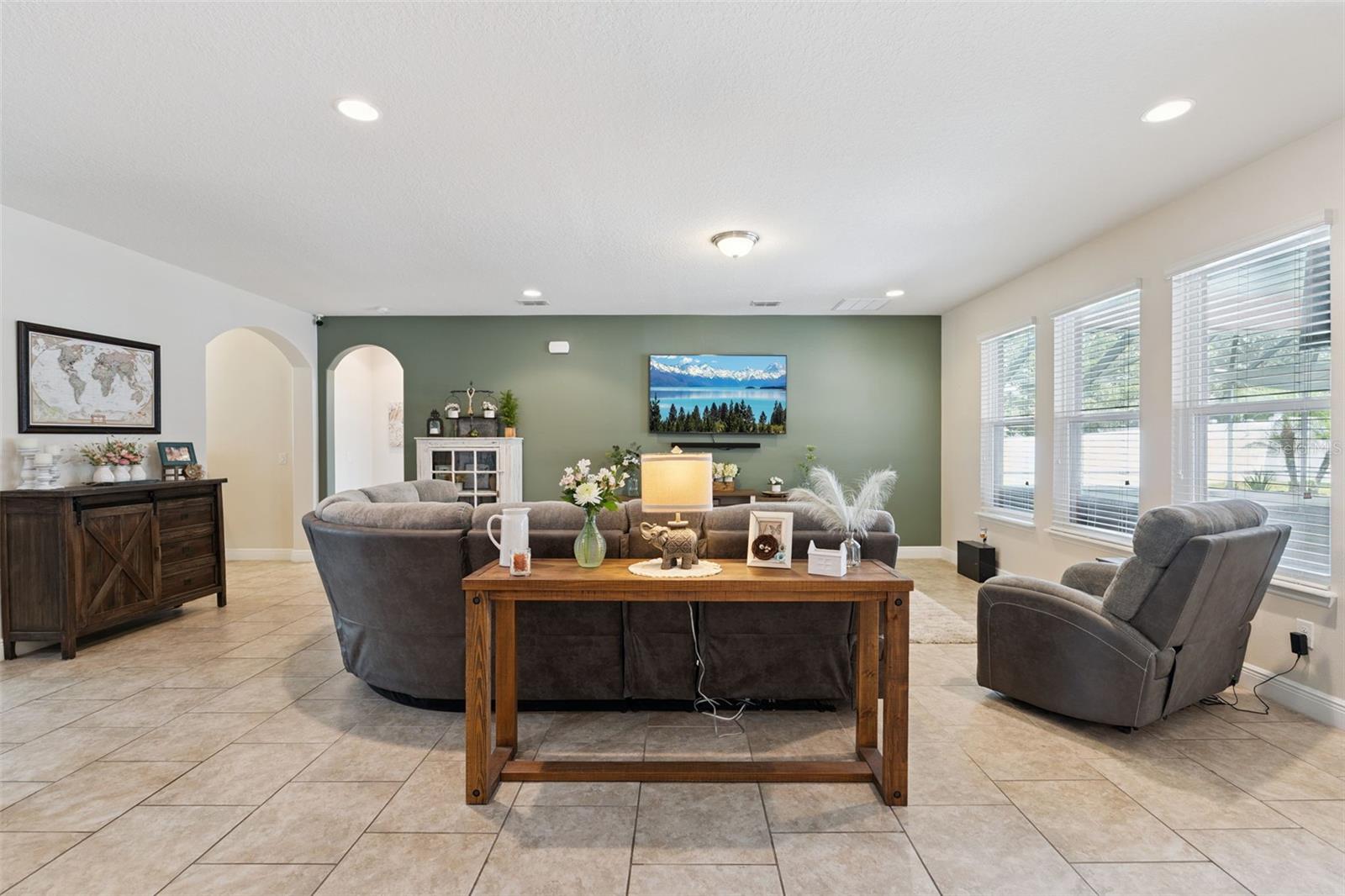 ESTATES AUBURNDALE PH 02 - Residential