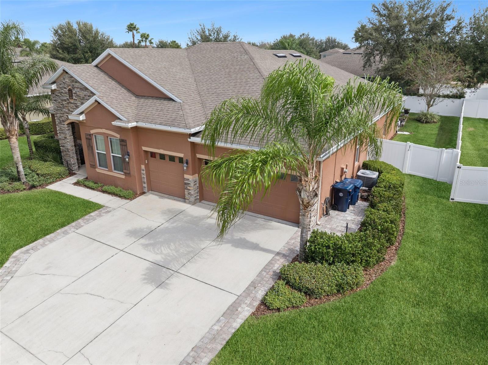 ESTATES AUBURNDALE PH 02 - Residential