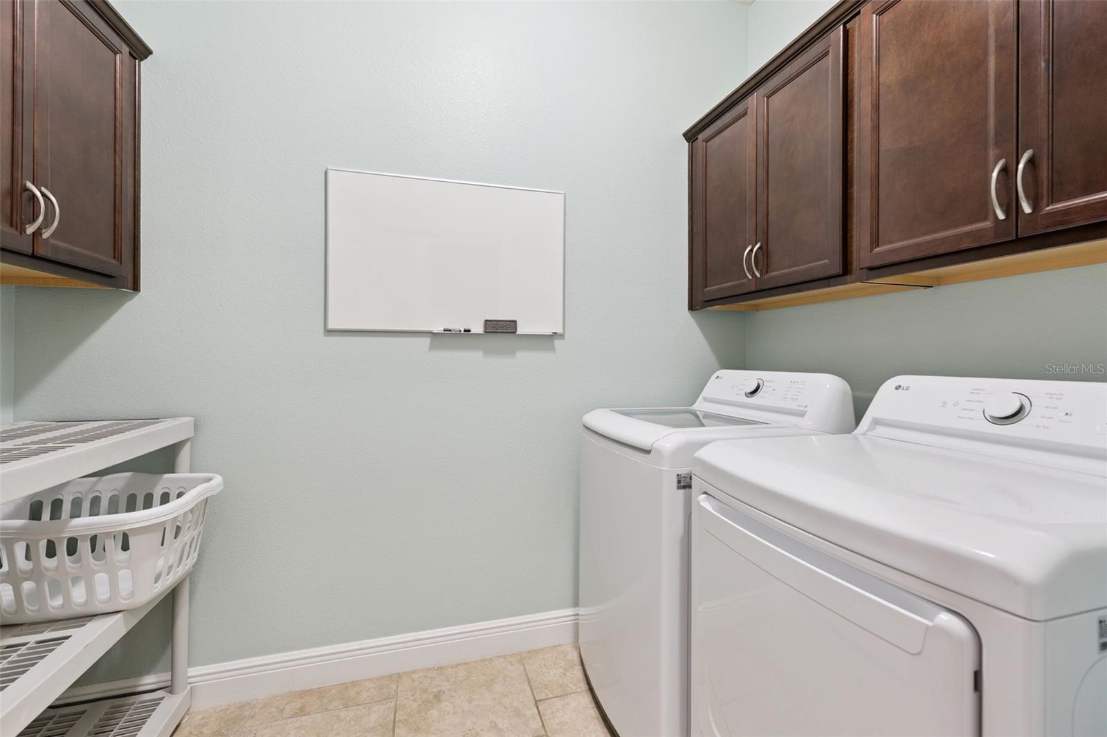 ESTATES AUBURNDALE PH 02 - Residential