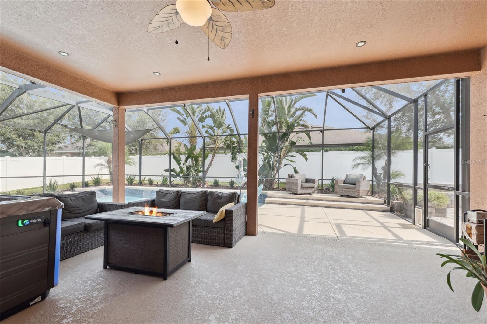 ESTATES AUBURNDALE PH 02 - Residential