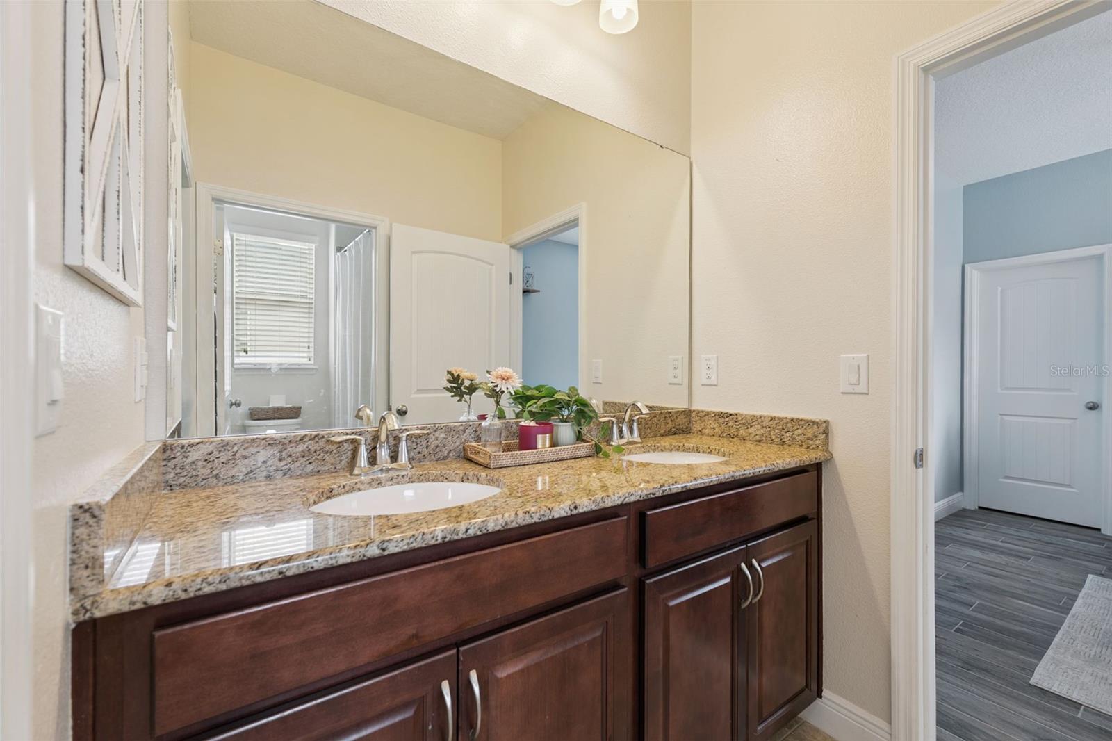 ESTATES AUBURNDALE PH 02 - Residential