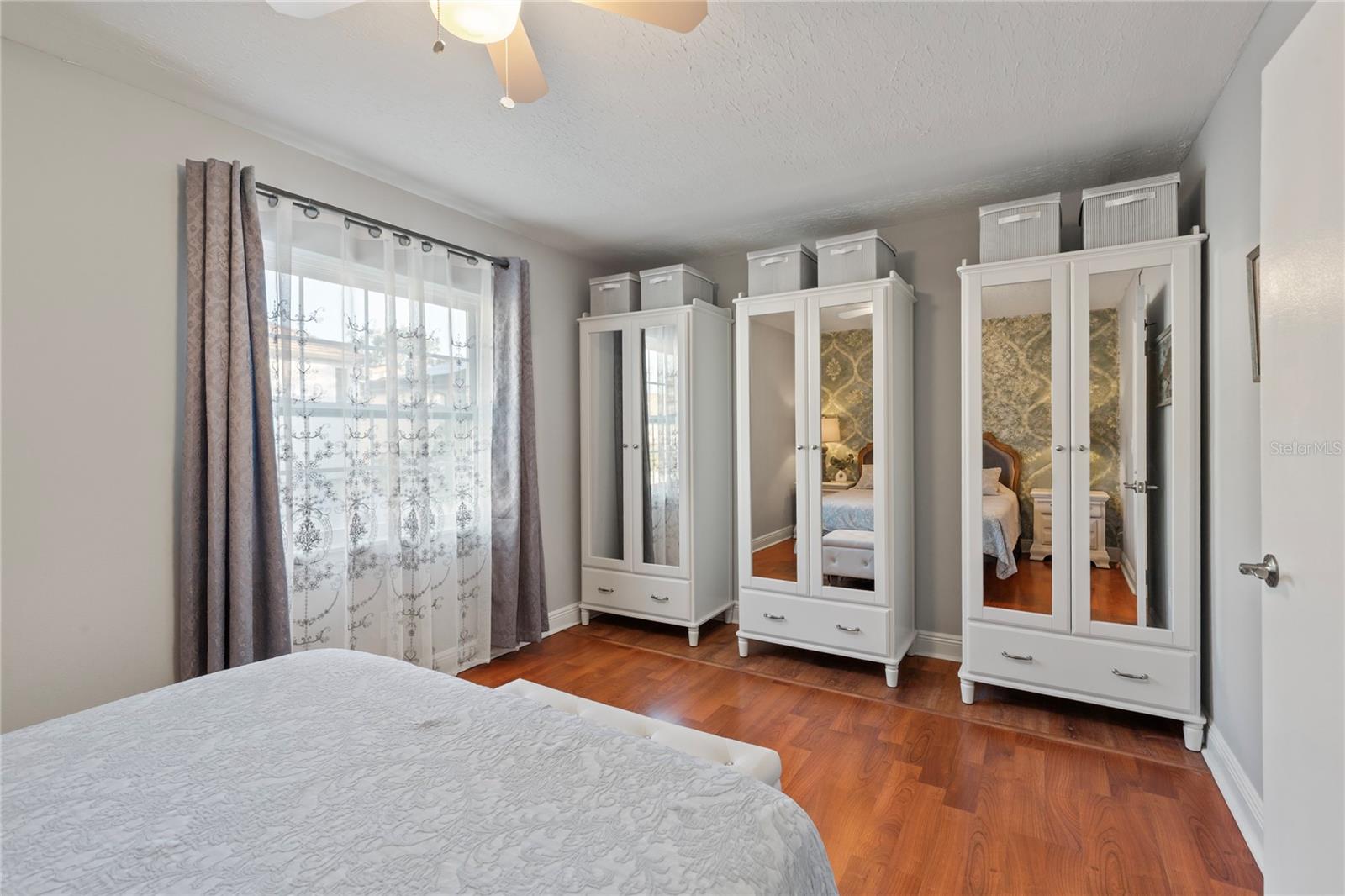 THE VINEYARD A CONDO - Residential