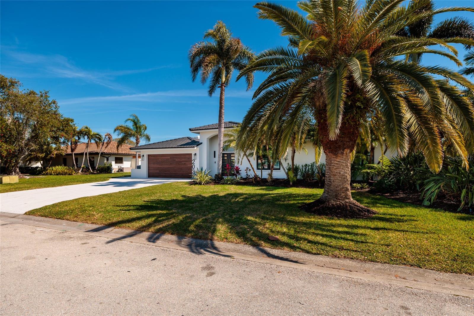 VENETIAN ISLES - Residential