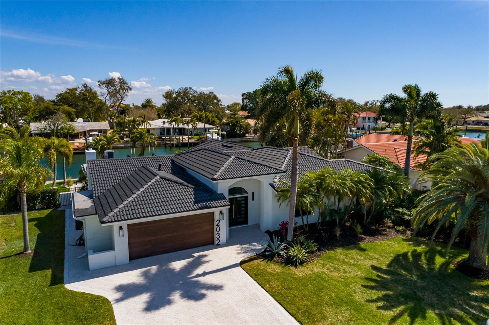 VENETIAN ISLES - Residential