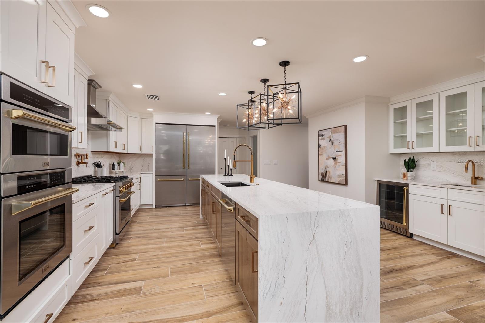 VENETIAN ISLES - Residential