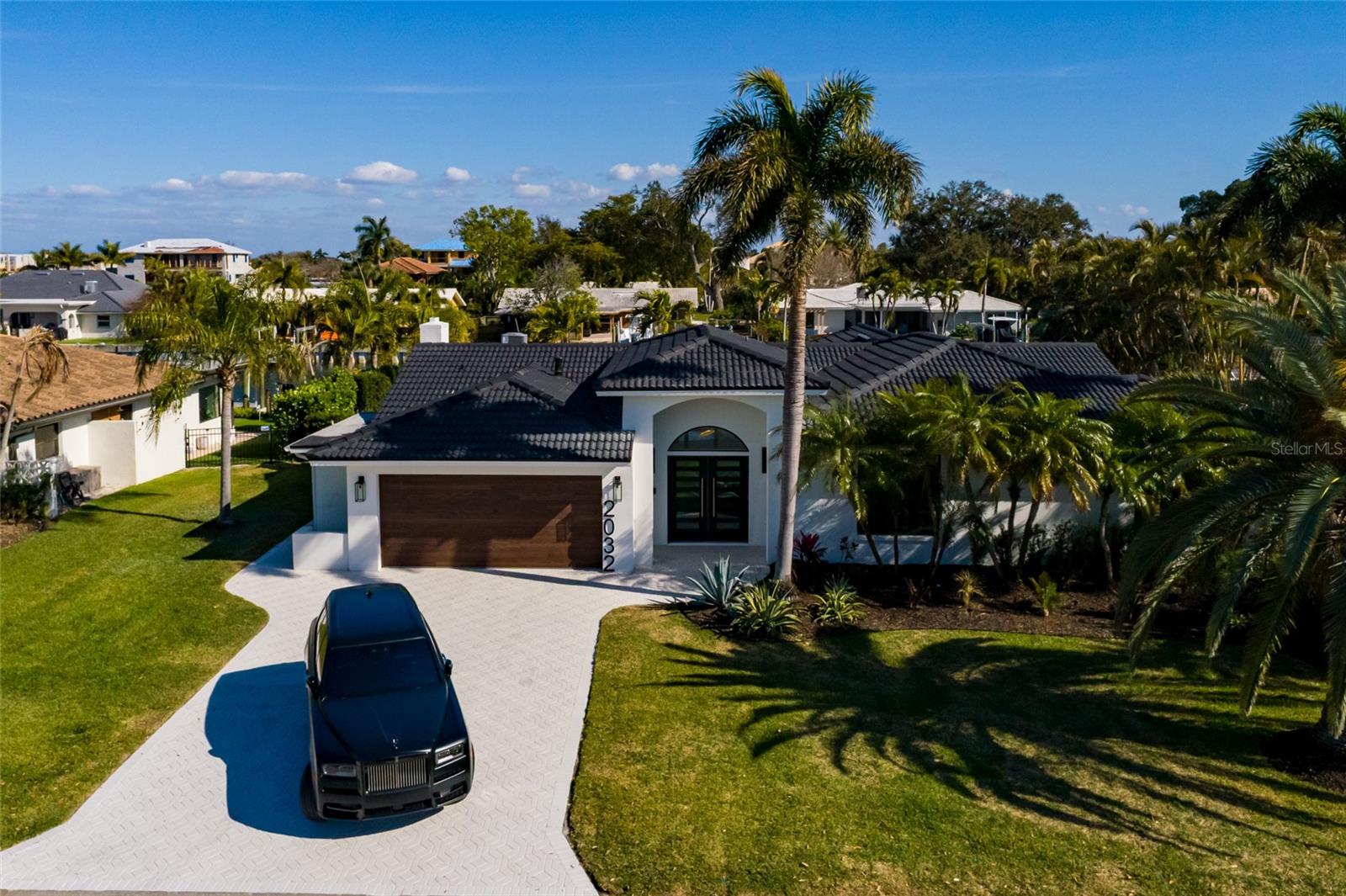 VENETIAN ISLES - Residential