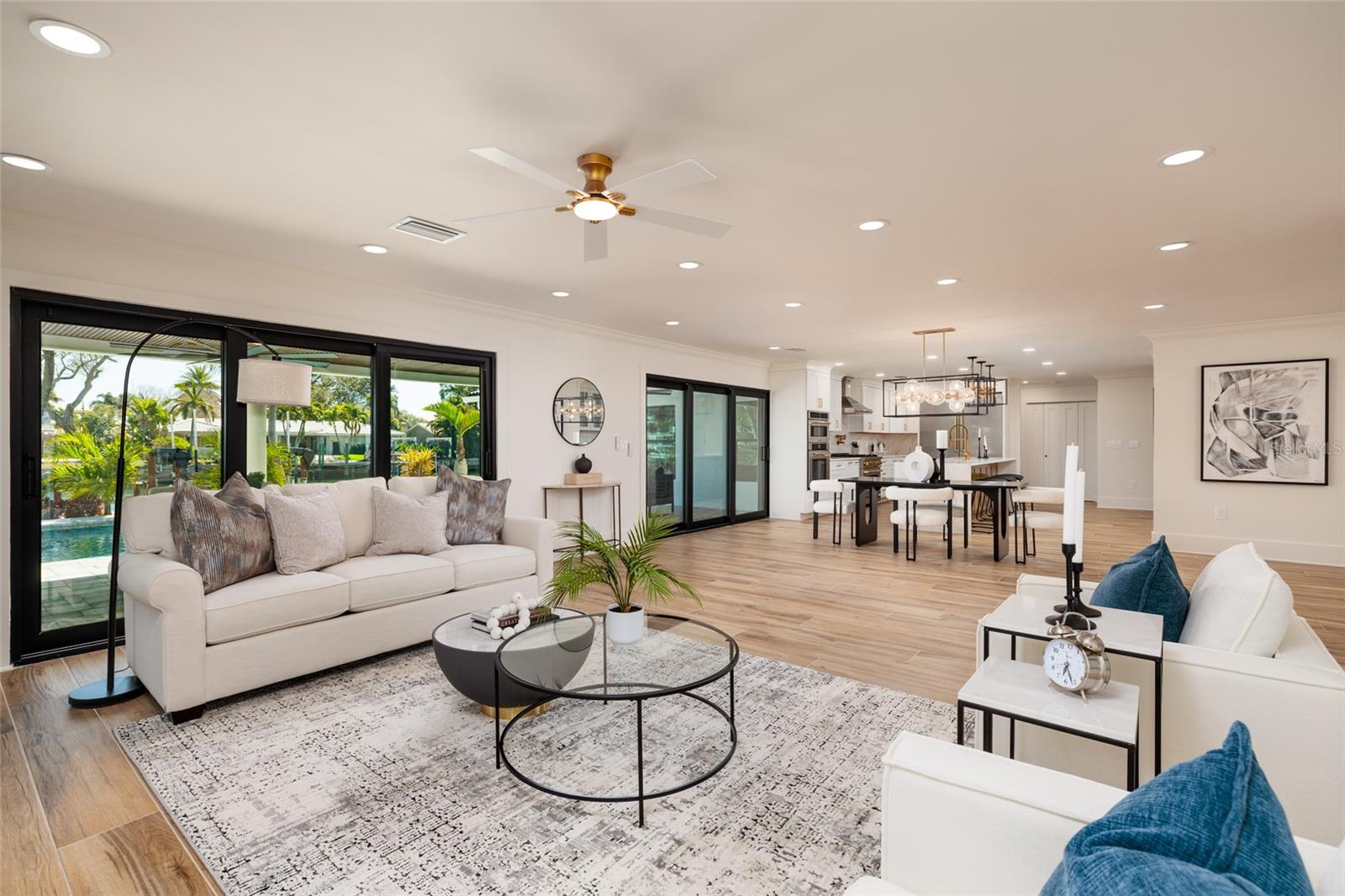 VENETIAN ISLES - Residential