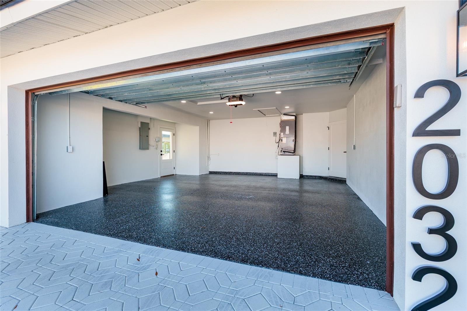 VENETIAN ISLES - Residential