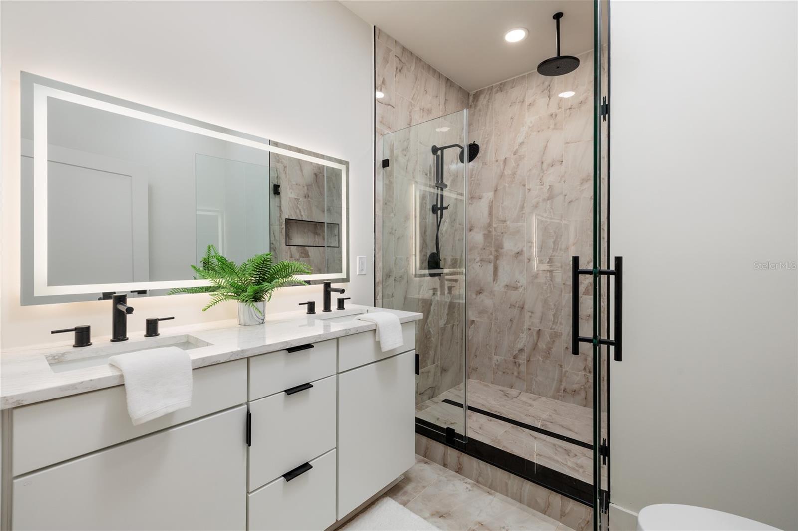 VENETIAN ISLES - Residential