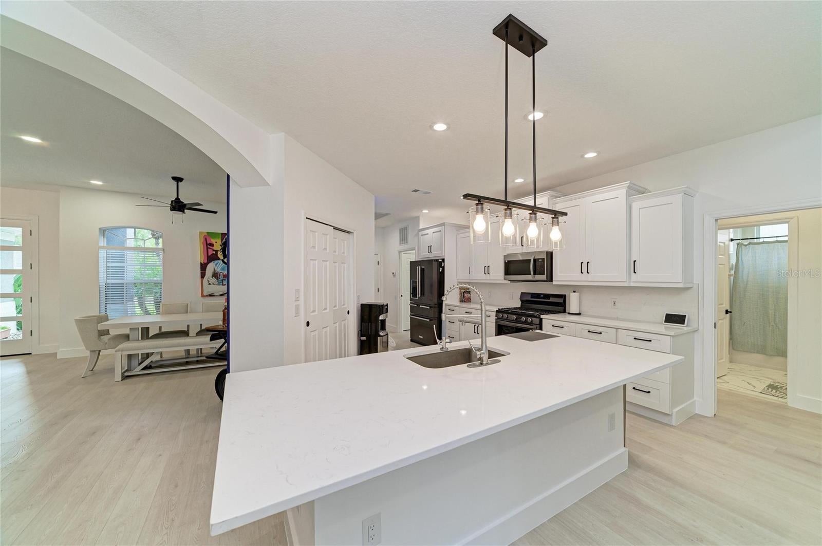 11234 RIVERS BLUFF CIRCLE - Photo 4