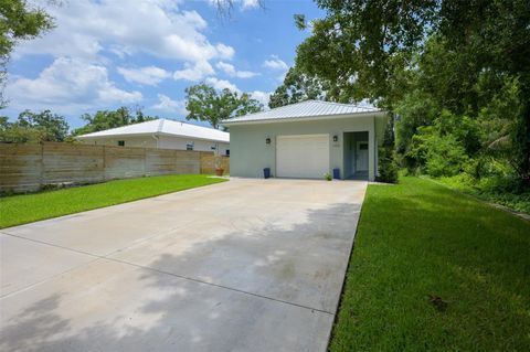 A home in SARASOTA