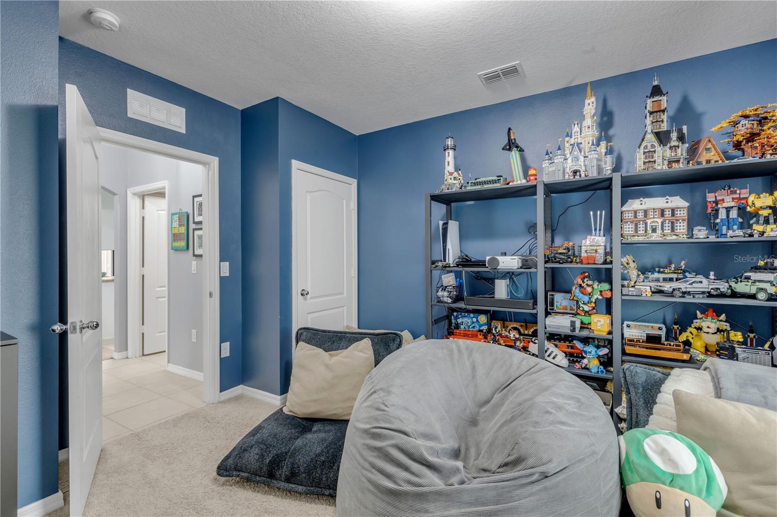 SABAL LAKES - Residential