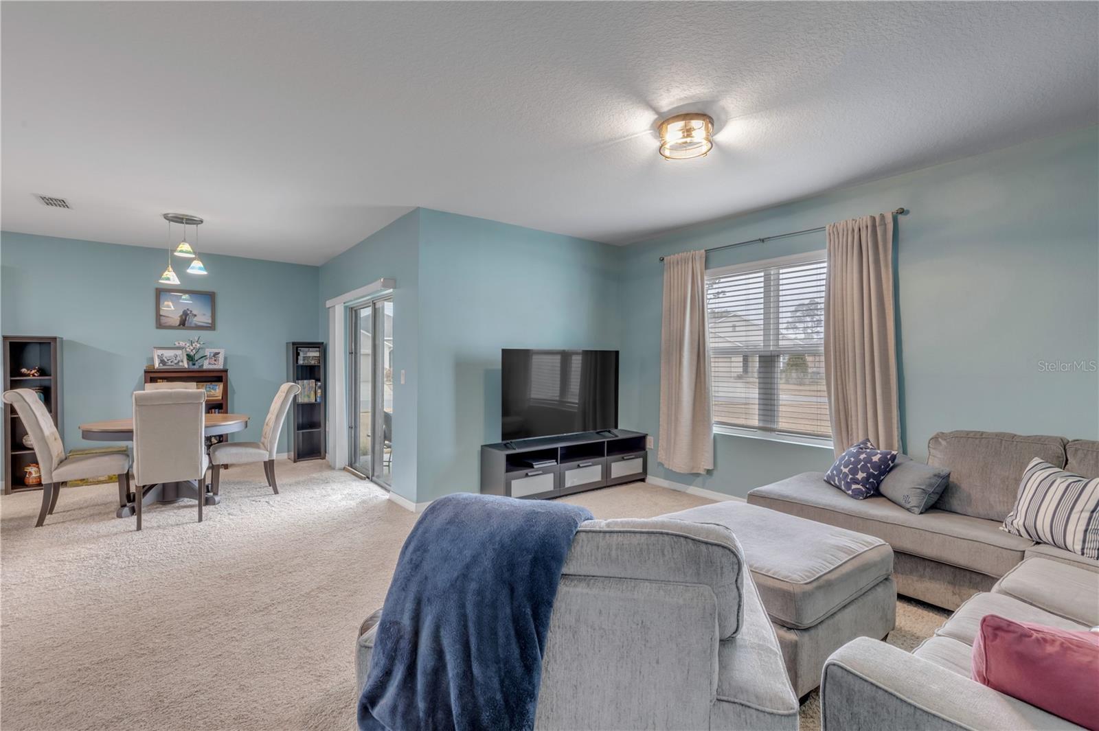 SABAL LAKES - Residential