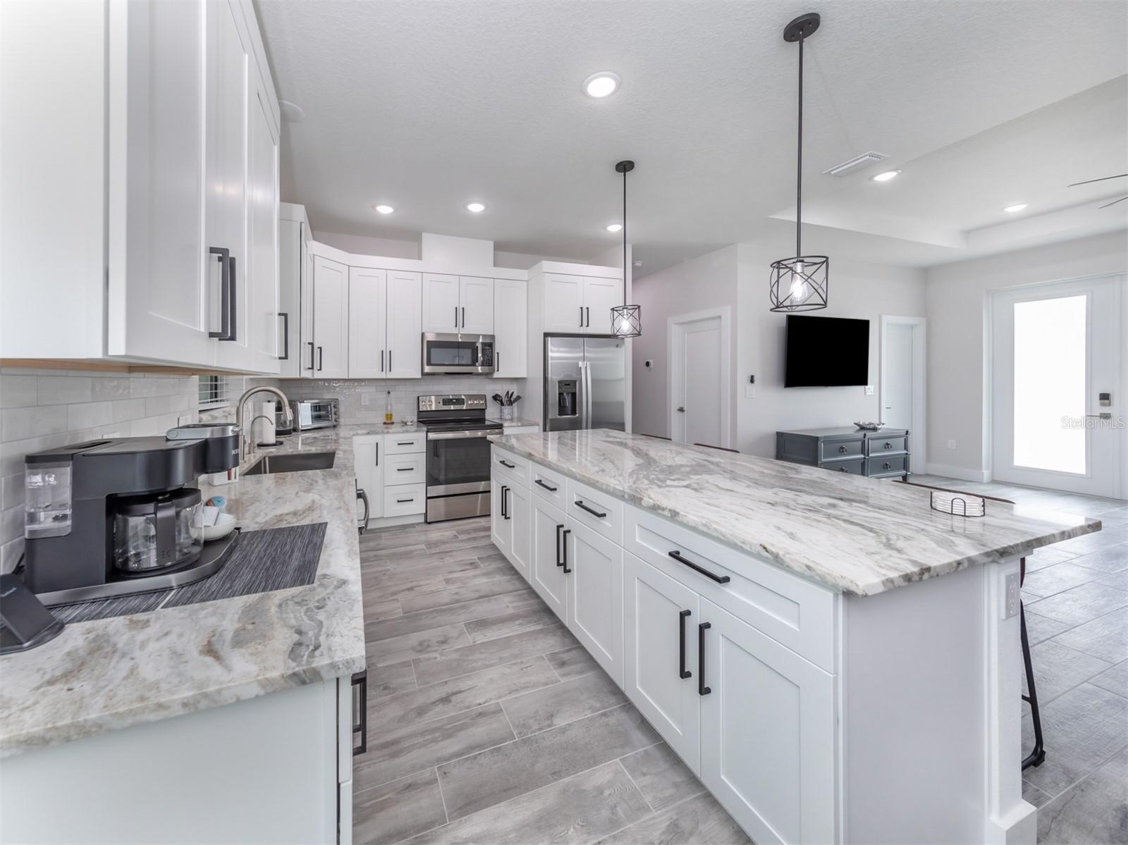 WARM MINERAL SPGS - Residential Lease