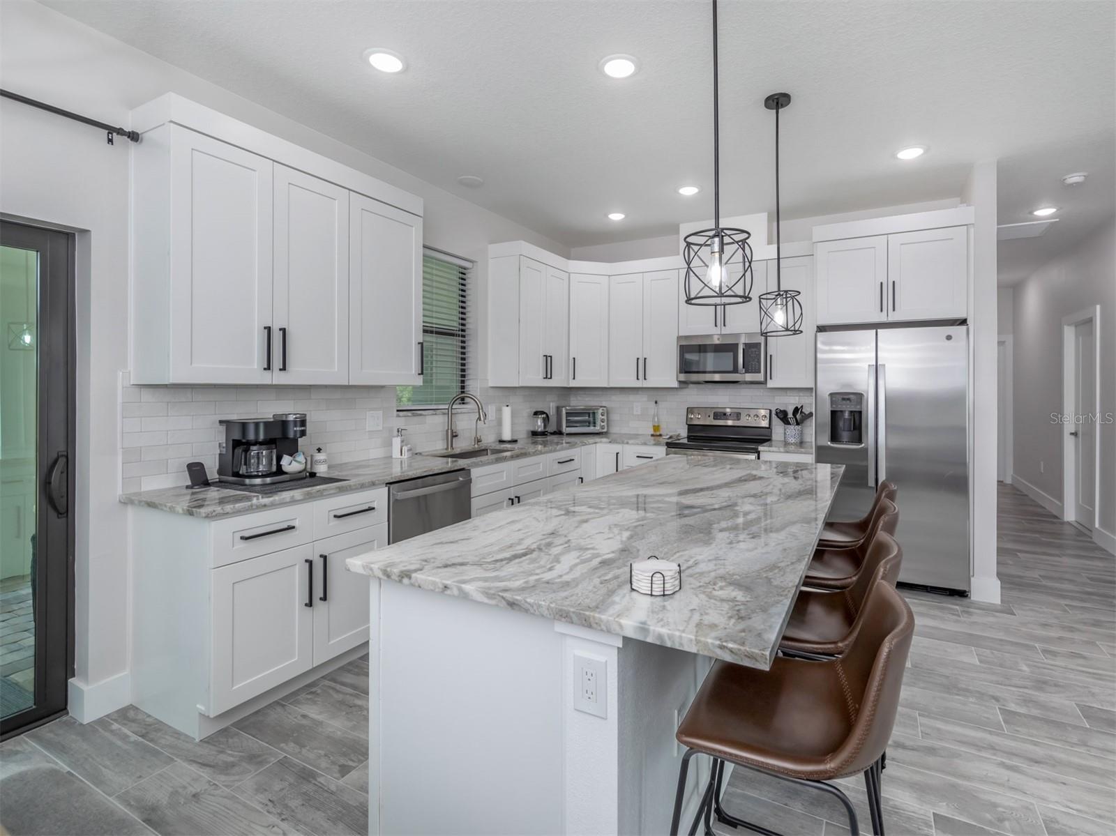 WARM MINERAL SPGS - Residential Lease