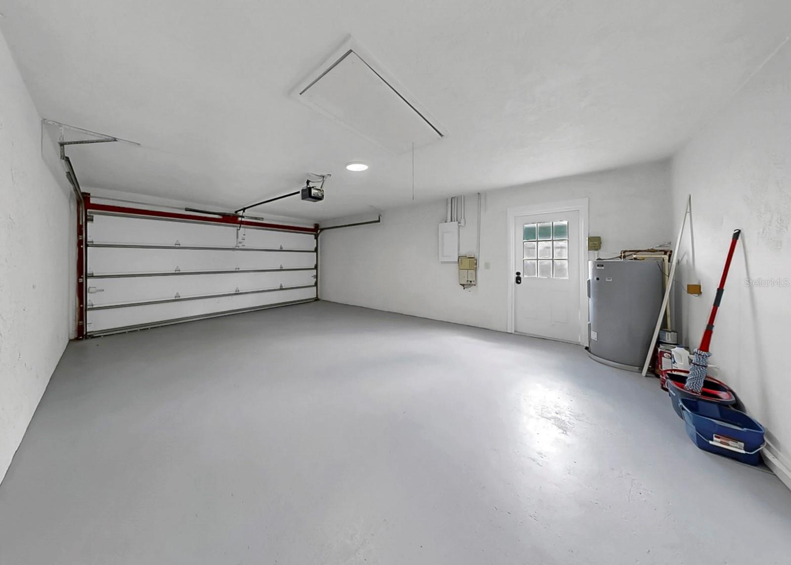 SABAL KEY UNIT 2 - Residential