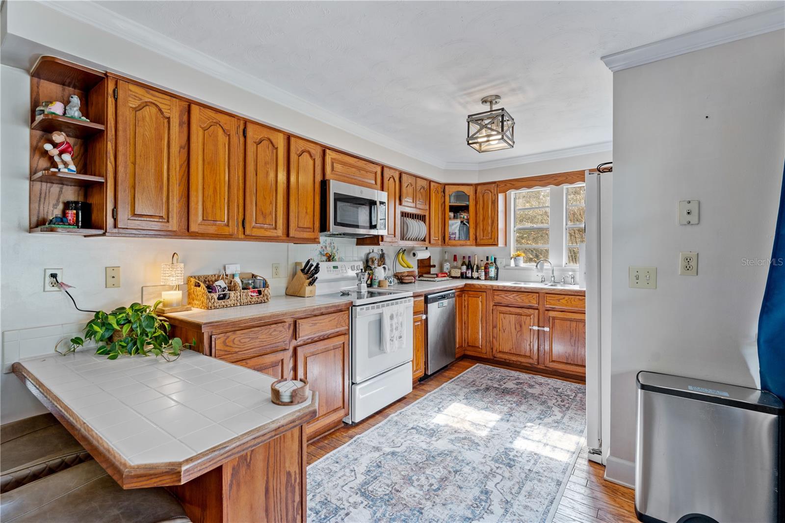 COLLEGE PLACE - Residential