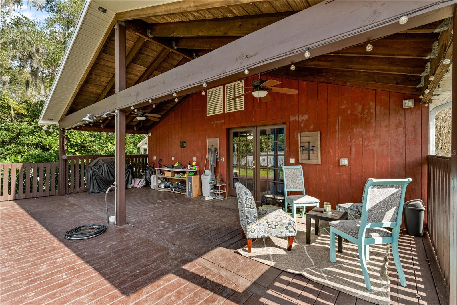 COLLEGE PLACE - Residential