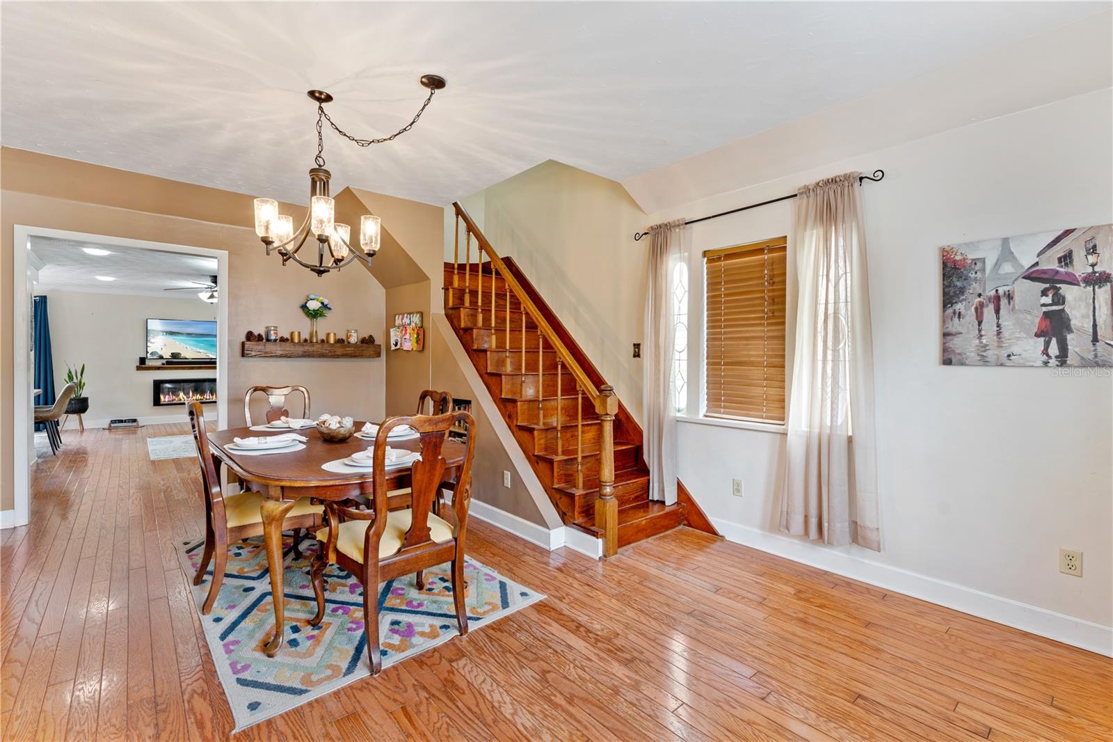 COLLEGE PLACE - Residential