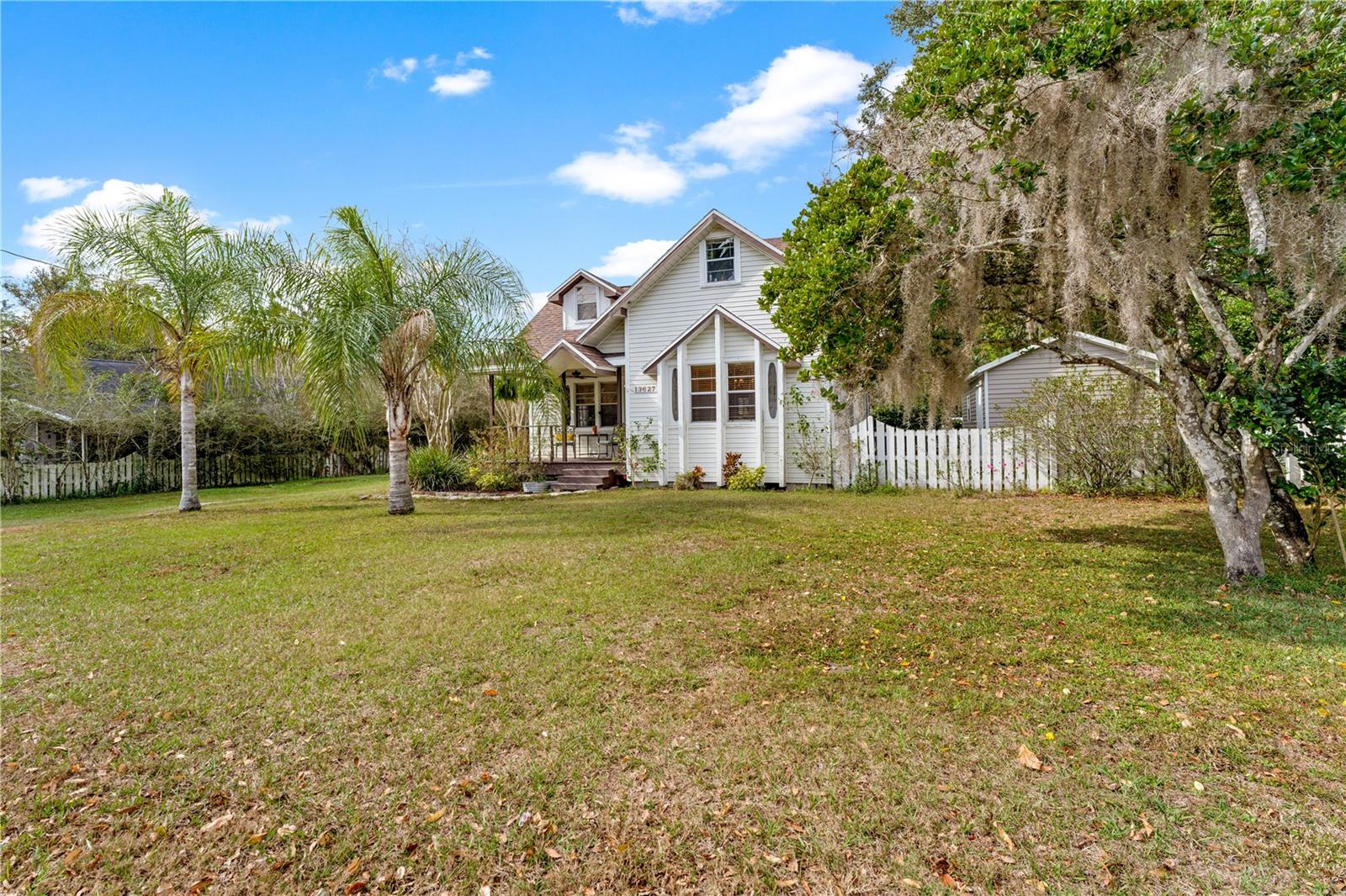 COLLEGE PLACE - Residential