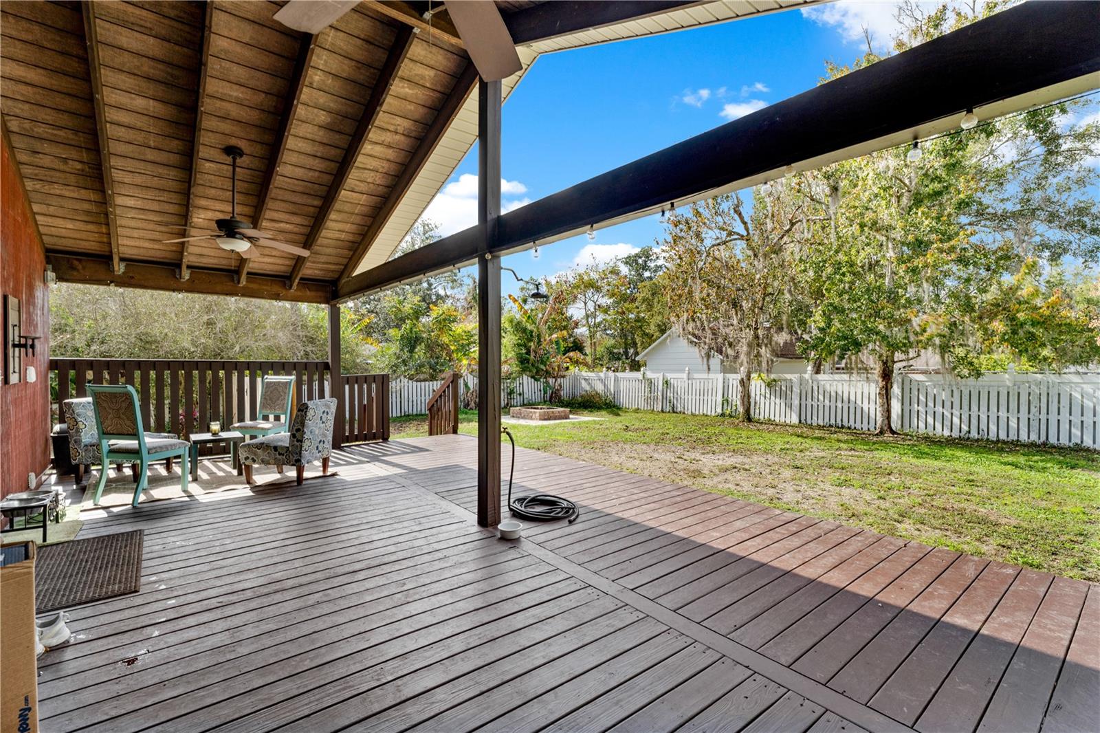 COLLEGE PLACE - Residential