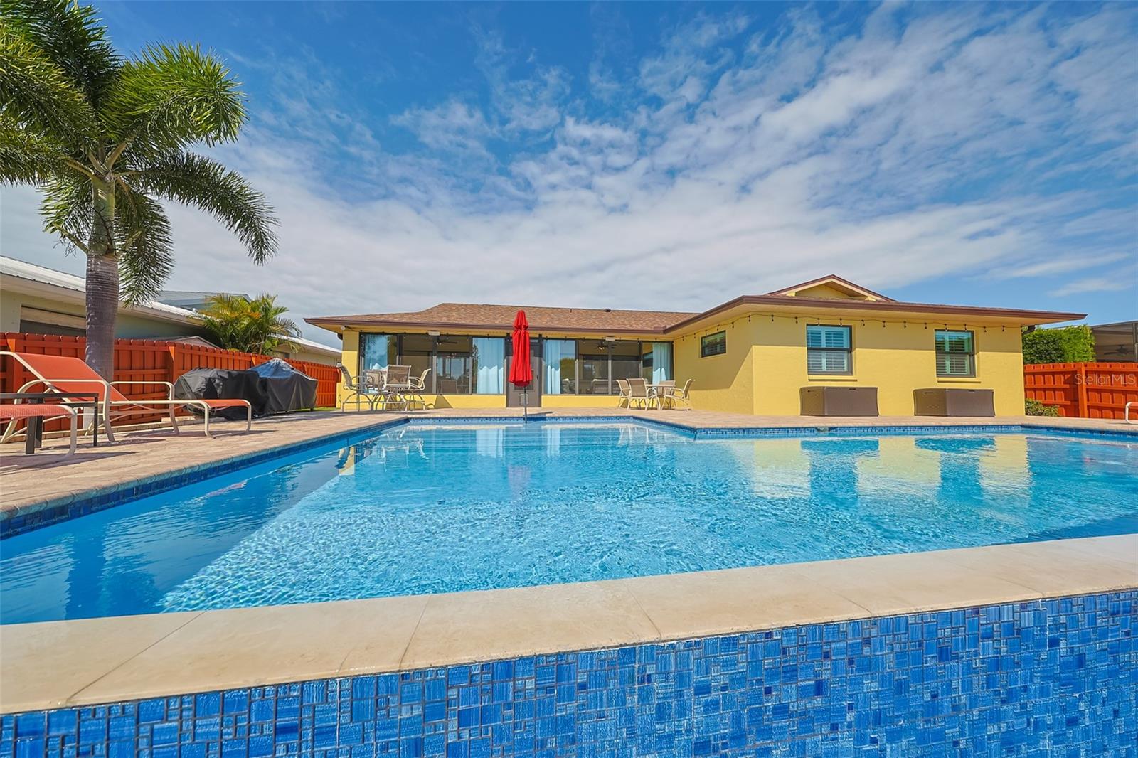 A RESUB OF A POR OF APOLLO - Residential