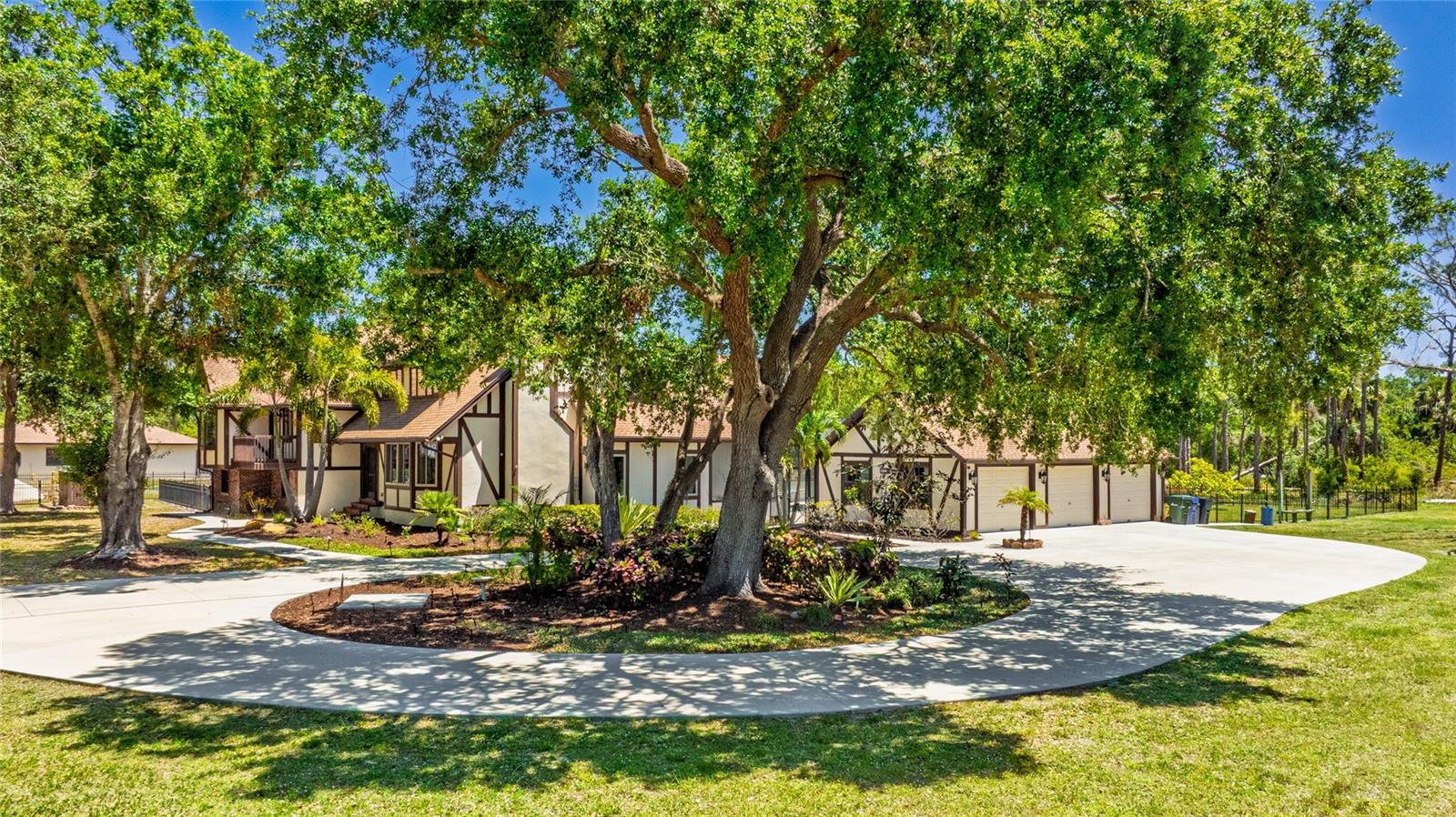 222 HIGH POINT DRIVE
